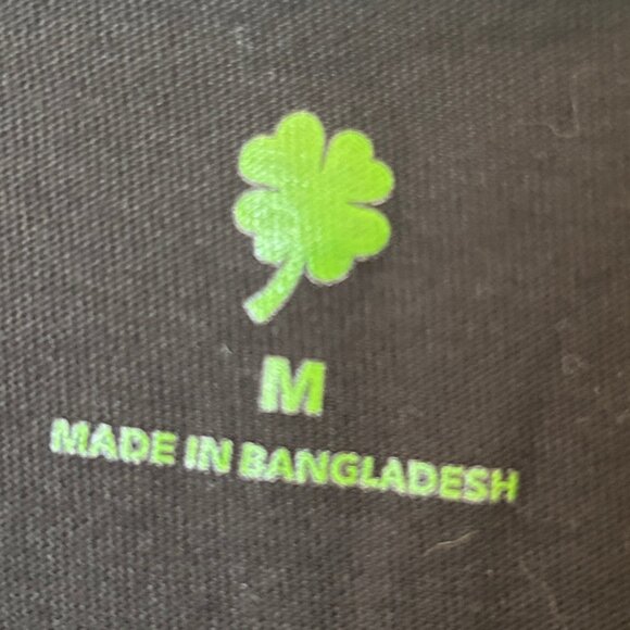 "Here for the Shenanigans" graphic t-shirt sz M - Picture 3 of 7